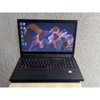 Ноутбук Б/У Fujitsu LifeBook E557 / 15.6 HD (1366x768) / i5-7200U / 8 GB DDR4 / Intel HD Graphics 620 (2gb) / SSD 128 GB