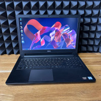 Ноутбук Б/В Dell Vostro 15 / 15.6 Full HD (1920x1080) /  i7-7500U / 16 GB DDR4 / Intel HD Graphics 620 + AMD Radeon HD 8500M / SSD 256 GB