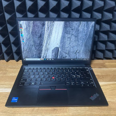 Ноутбук Б/В Lenovo ThinkPad E14 GEN 2 / 14 Full HD (1920х1080) / i5-1135G7 / 8 GB DDR4 / Intel iris xe Graphics / SSD 256 GB