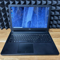 Ноутбук Б/В Dell Inspiron 5558 / 15.6 HD (1366x768) /i3-5005U / 8 GB DDR3 / intel HD Graphics 5500 (2gb) +Nvidia GeForce 920M (2gb) / SSD 128 GB