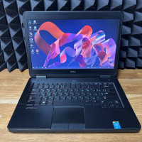Ноутбук Б/В Dell Latitude E5440 /14 HD (1366x768)/ i5-4310U/ 8 GB DDR3 / Intel HD Graphics  / SSD 128GB
