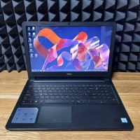 Ноутбук Б/В Dell Inspiron 15 3567 /15,6 FHD (1920x1080) /i7-7500U / 8 GB DDR4 /Intel Graphics 620 (2gb)+AMD R5 M330(2gb) / SSD 128GB