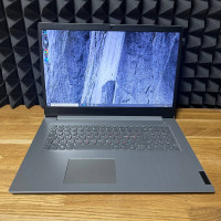 Ноутбук Б/В Lenovo ideapad 3 17ADA05/17 HD+(1600x900)/Ryzen 5 3500U/ 8 GB DDR 4/AMD Radeon Vega 8 / SSD 256GB