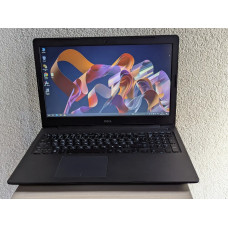 Ноутбук Б/В Dell Latitude 3590 / 15.6 Full HD (1920x1080) / i5-8250U (4 ядра по 3.4 GHz) / 16 GB DDR4 / Intel HD Graphics 620 (8gb) / SSD 128GB + HDD 500 GB
