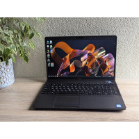 Ноутбук Б/В Dell Latitude 5500 / 15.6 Full HD / i7-8665U (4 ядра по 4.8 GHz) / 16 GB DDR4 / Intel UHD Graphics (8gb) / SSD 256 GB
