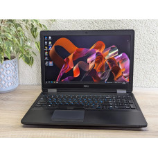Ноутбук Б/В Dell Latitude E5570 / 15.6 Full HD (1920x1080) / i5-6300U / 8 GB DDR4 / Intel HD Graphics 520 (2gb) / SSD 128 GB