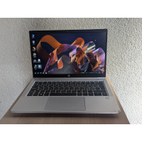 Ноутбук Б/В HP ProBook 430 G8 / 13 Full HD (1920x1080) / i3-1115G4 / 16 GB DDR4 / Intel UHD Graphics (8gb) / SSD 256 GB