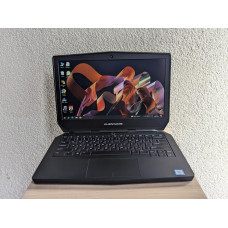 Ноутбук Б/В Dell Alienware 13 R2 / 13 Full HD (1920x1080) / i7-6500U / 16 GB DDR4 / Intel HD Graphics 520 (2gb) + NVIDIA GeForce GTX 960M (4gb) / SSD 512 GB