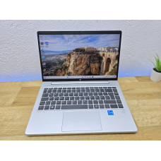 Ноутбук Б/В HP 440 G8 / 14 LED IPS (1920x1080) / i5 -1135G7 (4 ядра по 4.2 GHz) / 16 GB DDR4 / 	Intel Iris Xe Graphics (8gb) / SSD 256 GB