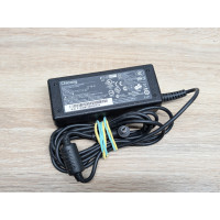 Блок живлення Chicony 65W 19V 3.42A 5.5 x 2.5 мм Б/В
