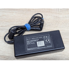 Універсальний блок живлення Tracer 90W,19V,4.74A,4.5 x 3.0 мм Б/В