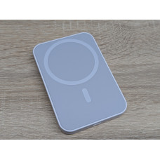 Новий Зарядний пристрій з магнітним кріпленням MagSafe