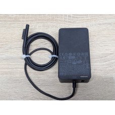 Блок живлення Microsoft Surface 1706,65W,15V,4A,Surface Connect Б/В