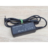 Блок живлення 40W,19V,2.1A,2.5 x 0.7 мм Б/В