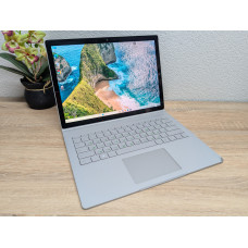 Ноутбук Microsoft Surface Book 2;14 Full HD сенсор,Intel Core i5-7300U,8 GB DDR4,Intel HD Graphics,SSD 256gb (2АКБ) Б/В