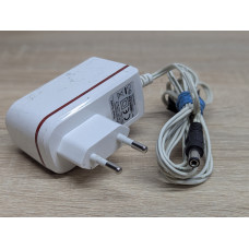 Блок живлення ZTE STC-A20120150055-A, 12В, 1.5А, 5.5x2.5мм Б/В