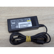 Блок живлення Fujitsu ADP-65YH B, 65W,19V,3.42A,3.5 × 1.35 мм Б/В