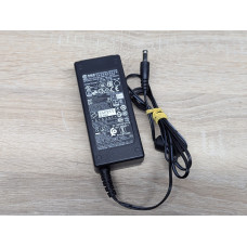 Блок живлення Hoioto ADS-40NP-19-1, 40 Вт, 19 В, 2.1 А, 5.5 × 2.5 мм Б/В