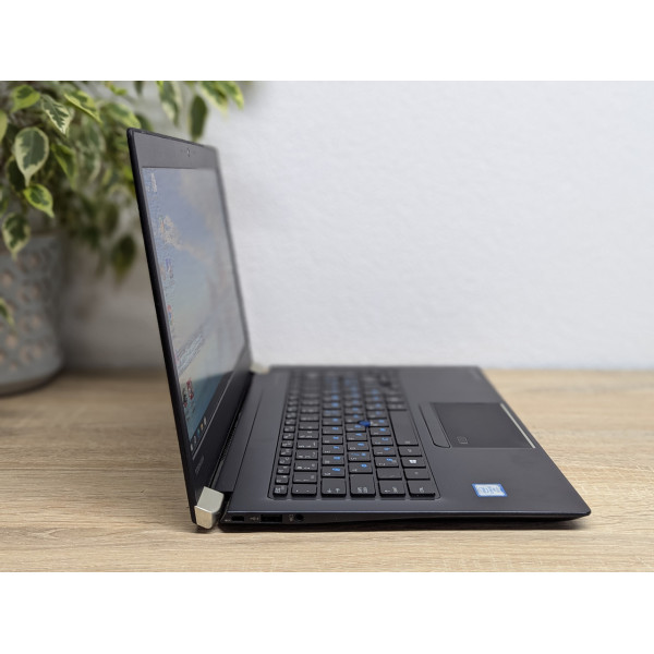 Ноутбук Toshiba Portege X30-D:13 Full HD сенсорний,Intel Core i5-7300U,8 GB DDR4,SSD 128Gb Б/В