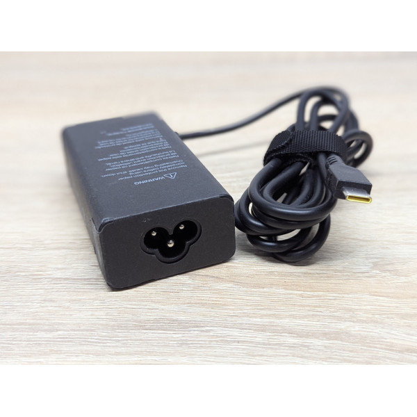 Універсальний блок живлення USB Type-C 65W