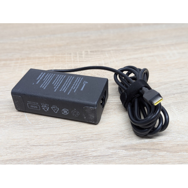 Універсальний блок живлення USB Type-C 65W