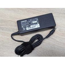 Блок живлення Toshiba PA3378E-3AC3,75W,15V,5A,6.3 x 3.0 мм Б/В