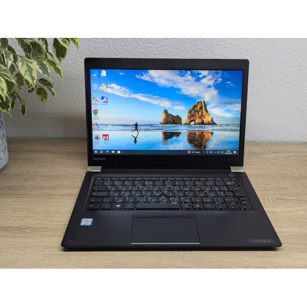 Ноутбук Toshiba Portege X30-D:13 Full HD сенсорний,Intel Core i5-7300U,8 GB DDR4,SSD 128Gb Б/В