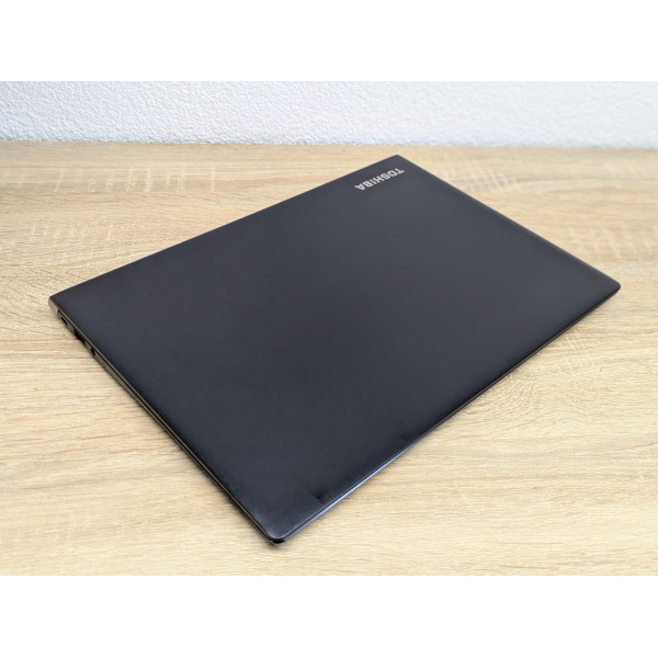 Ноутбук Toshiba Portege X30-D:13 Full HD сенсорний,Intel Core i5-7300U,8 GB DDR4,SSD 128Gb Б/В