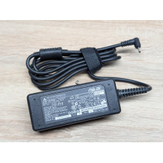 Блок живлення Delta Electronics 40W 19V 2.1A 2.5 x 0.7мм Б/В