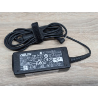 Блок живлення Asus 40W 19V 2.1A 2.5 x 0.7 мм Б/В