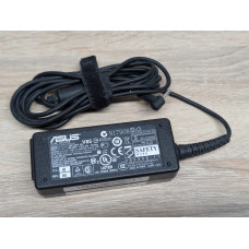 Блок живлення Asus 40W 19V 2.1A 2.5 x 0.7 мм Б/В