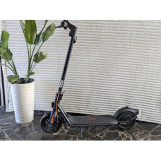 Електросамокат Segway Ninebot KickScooter F2 Plus (модель 051202E) Б/В