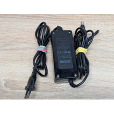 Блок живлення Trust 69.9W 19V 3.68A 5.5 x 2.5 мм Б/В