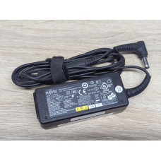 Блок живлення Fujitsu ADP-40PH AD, 20V, 2A, 40W, 5.5x2.5мм Б/В