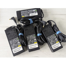 Fujitsu 80w 5.5x2.5 - 19V Б/В