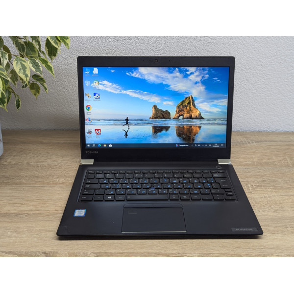 Ноутбук Toshiba Portege X30-D:13 Full HD сенсорний,Intel Core i5-7300U,8 GB DDR4,SSD 128Gb Б/В