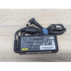 Блок живлення Fujitsu ADP-40HH A, 40 W, 19V, 2.1 А, 5.5x2.5мм Б/В