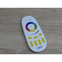 Новий 4-зонний пульт MiBoxer FUT096 RGBW