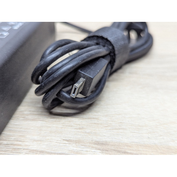 Блок живлення Lite-am AS3,33W,19V,1.75A,Micro USB Type Special Connector Б/В