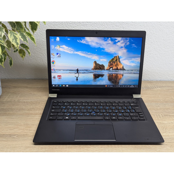 Ноутбук Toshiba Portege X30-D:13 Full HD сенсорний,Intel Core i5-7300U,8 GB DDR4,SSD 128Gb Б/В
