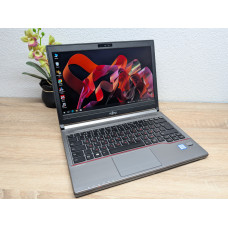 Ноутбук Fujitsu E736 — 13 Full HD, Intel Core i5-6300U, 8 ГБ DDR4, Intel HD Graphics, SSD 128 ГБ Б/В