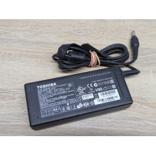 Блок живлення Toshiba 90 Вт, 19 В, 4.74 А, 5.5×2.5 мм Б/В