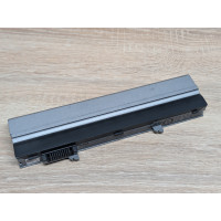 Оригінальна акумуляторна батарея Dell R3026 Б/В