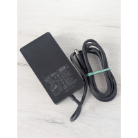 Microsoft surface 1931 199W 7.4×5.0