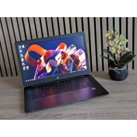 Уцінка!Ноутбук Б/В HP ZBook Studio G3:15,6 Full Hd,Core i7-6700HQ,16 ГБ DDR4,NVIDIA Quadro M1000M 4 ГБ,SSD 256