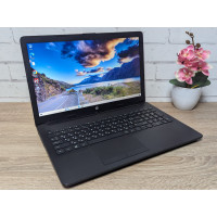 Уцінка!Ноутбук Б/В HP LapTop 15: 15.6,Intel Core i3-6006U,8 GB DDR4, Intel HD Graphics,SSD 128Gb