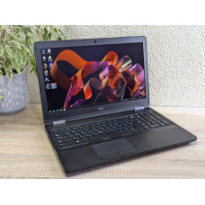 Уцінка!Ноутбук Б/В Dell Latitude E5570:15.6 Full HD Intel Core i5-6300U 8 GB DDR4 Intel HD ssd 128Gb
