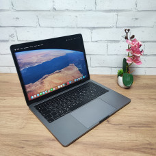 Ноутбук Б/В Apple MacBook Pro 13 2019: 13.3 Intel Core i5-8257U  16 ГБ Intel Iris Plus Graphics 645 SSD 256Gb