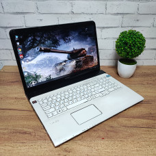 Ноутбук Б/В Sony SVE171E11M: 17 Intel Core i3-3110M 8 GB DDR3 ATI AMD Radeon HD 7500M 1Gb SSD 120Gb