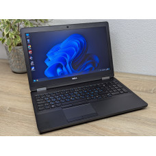 Ноутбук Б/В Dell Latitude E5570:15.6 Full HD Intel Core i5-6300U 8 GB DDR4 R7 M360 2Gb ssd 256Gb